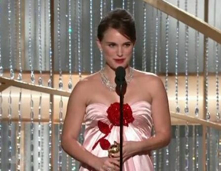 Foto: natalie-portman-golden-globe-2011-youtube