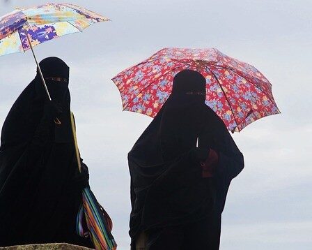 burka-muslimove-zeny-uprchlici